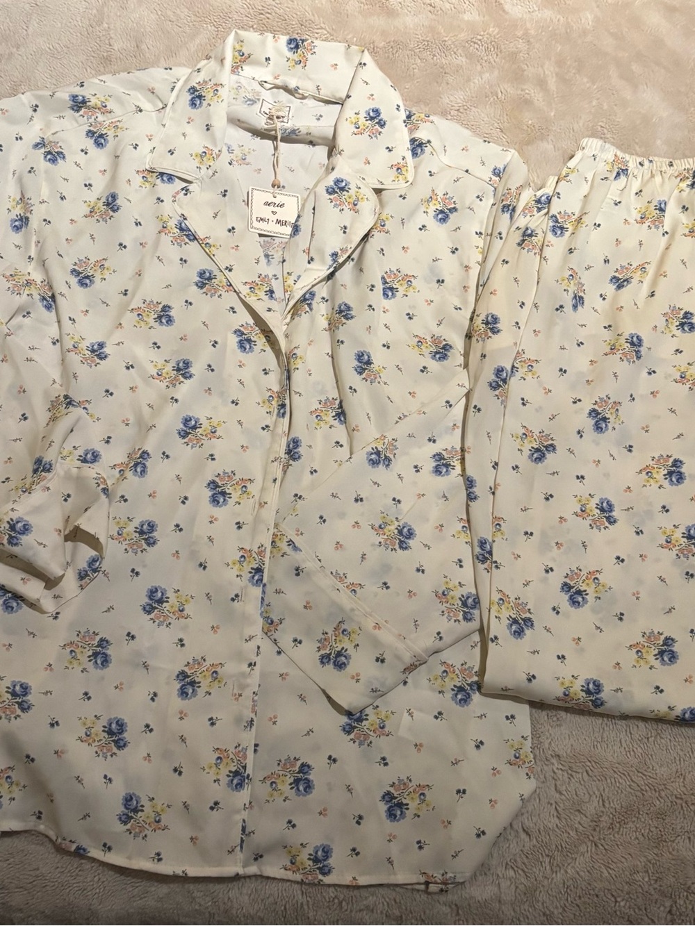 Aerie Emily &Merritt sea salt  pajama set. NWT. Large.
